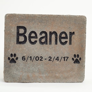 PERSONALIZED Pet Memorial Stone // Engraved Stone // Customized // Grave Marker // Headstone // Garden Stone // Gift // 7x8
