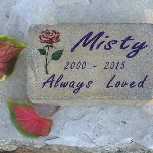PERSONALIZED Pet Memorial Stone // Engraved Stone // Customized // Grave Marker // Headstone // Garden Stone // Gift // 6x9