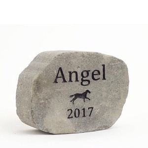 PERSONALIZED Pet Memorial Stone // Engraved Stone // Customized // Grave Marker // Headstone // Garden Stone // Gift // Horse //5x4