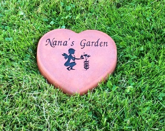 PERSONALIZED Engraved Garden Stone // Family Stone // Family Name // Heart Shaped Stone // Home Decor // Mother's Day // Christmas Gift