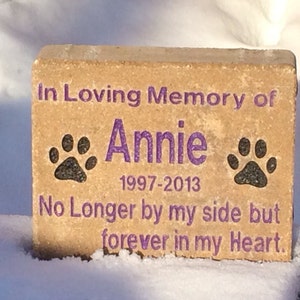 PERSONALIZED Pet Memorial Stone // Engraved Stone // Customized // Grave Marker // Headstone // Garden Stone // Gift // 7x8