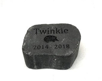 PERSONALIZED Pet Memorial Stone // Engraved Stone // Custom // Grave Marker // Headstone // Garden Stone // Hedgehog // Pet Loss Gift // 5x4