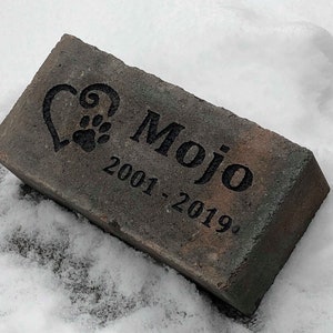 PERSONALIZED Pet Memorial Stone // Engraved Stone // Customized // Grave Marker // Headstone // Garden Stone // Gift // 4x8
