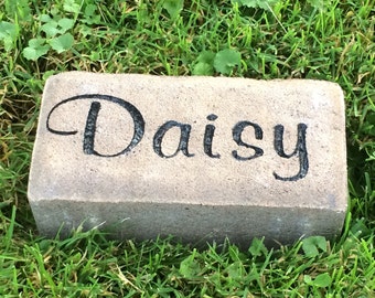 PERSONALIZED Pet Memorial Stone // Engraved Stone // Customized // Grave Marker // Headstone // Garden Stone // Gift // 3x6