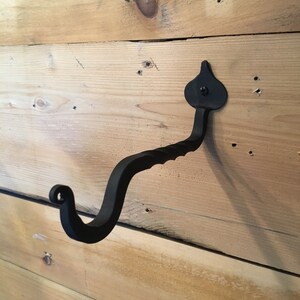 Hand forged, hammered, 6&quot; twisted plant hanger