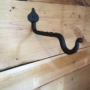 Hand forged, hammered twister, 10&quot; plant hanger