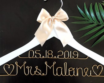 Bridal Hanger with Date Personalized, Wedding Dress Bridal Gown Name Hanger, Bridal Shower Gift for Bride