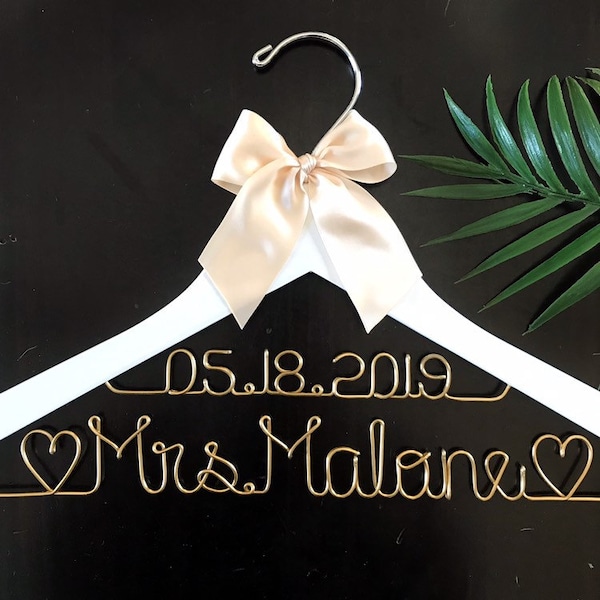 Bridal Hanger with Date Personalized, Wedding Dress Bridal Gown Name Hanger, Bridal Shower Gift for Bride