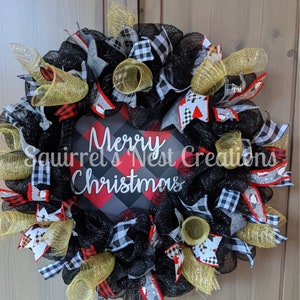 Merry Christmas Black and Gold Mesh DIY Wreath Kit