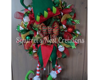 2-Piece Plush Elf Christmas Mesh and Ribbon DIY Wreath-making Kit