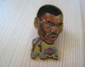 Vintage Hakeem Olajuwan Houston Rockets 1995 Pinhead NBA Lapel/Hat Pin