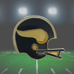 Minnesota Vikings Vintage 1970s NFL Football Pin