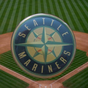 Vintage Seattle Mariners 1990&#39;s MLB Baseball Lapel/ Hat Pin