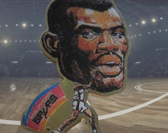 Vintage San Antonio Spurs David Robinson 1990s NBA Basketball Pin
