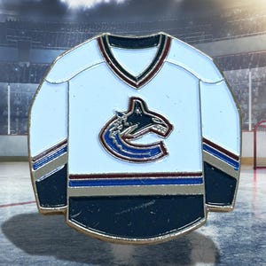 Vintage Vancouver Canucks 1990&#39;s NHL Hockey Jersey Lapel/ Hat Pin