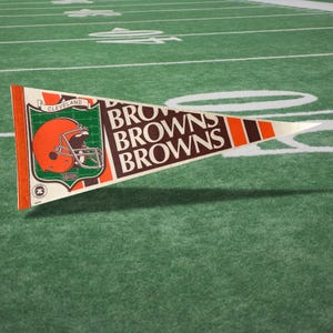 Vintage Cleveland Browns 1980's NFL Football Pennant