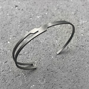 Black 925 silver cuff bracelet for women plated with rhodium, abstract nature inspired jewelry, unique edgy design, modern gift for her image 4