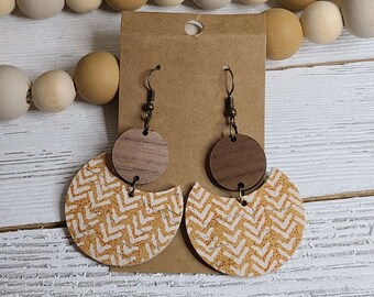 Real Genuine Leather,cork and wood Disc Earrings, Cork Earrings, Real Leather Earrings, Wood and Leather Earrings, Trendy, dangly earrings,