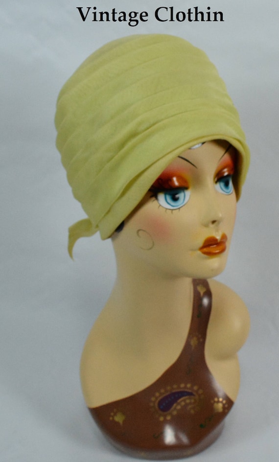 1960’s Tall Vogue Pillbox Hat, Turban Topper, 60s