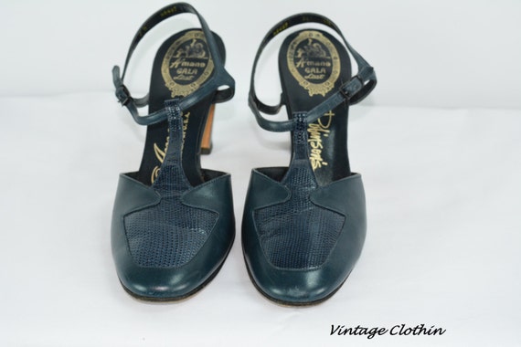 1960s Robinson’s A’mano T Strap Leather Shoes, 196