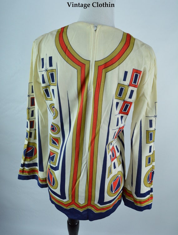 C1960s Ethnic Novelty Print Top, Mod Blouse, Vint… - image 5