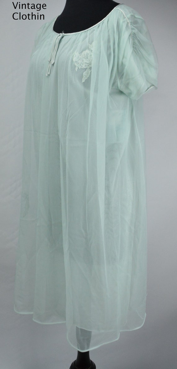 1960s Blue Baby Doll Nightgown with Floral Lace Ap