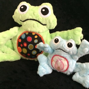 FRED the Frog - Machine Embroidery ITH for the 4x4 and 5x7 hoop - pes, hus, vip,vp3, dst, xxx, exp and jef formats