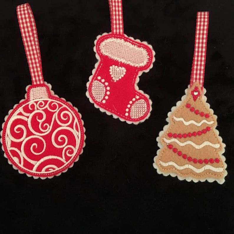 Ith Christmas Ornaments 