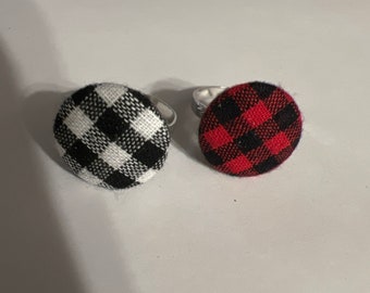 Buffalo plaid rings!