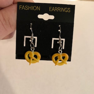 Pretzel Earrings!