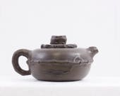 Yixing purple clay teapot, Zi sha handmade Chinese teapot, tea ceremony, Fanggu drum with bamboo detailing, unused teapot for black tea