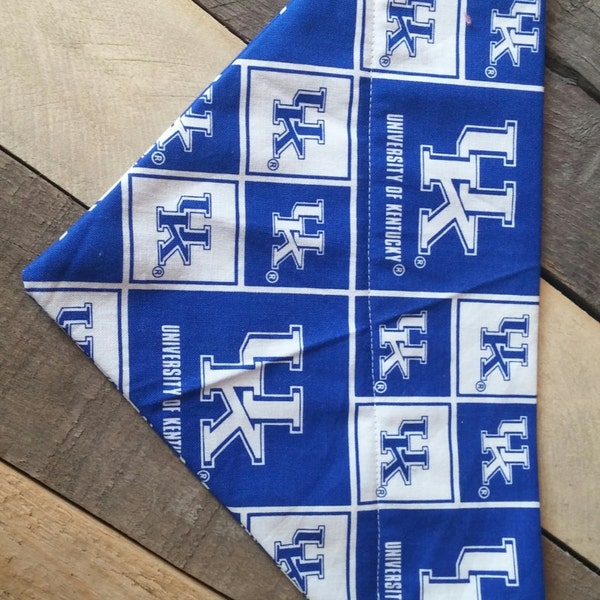 University of Kentucky dog collar, Kentucky Wildcat dog bandana, Kentucky Wildcat dog collar, University of Kentucky bandana, dog gifts