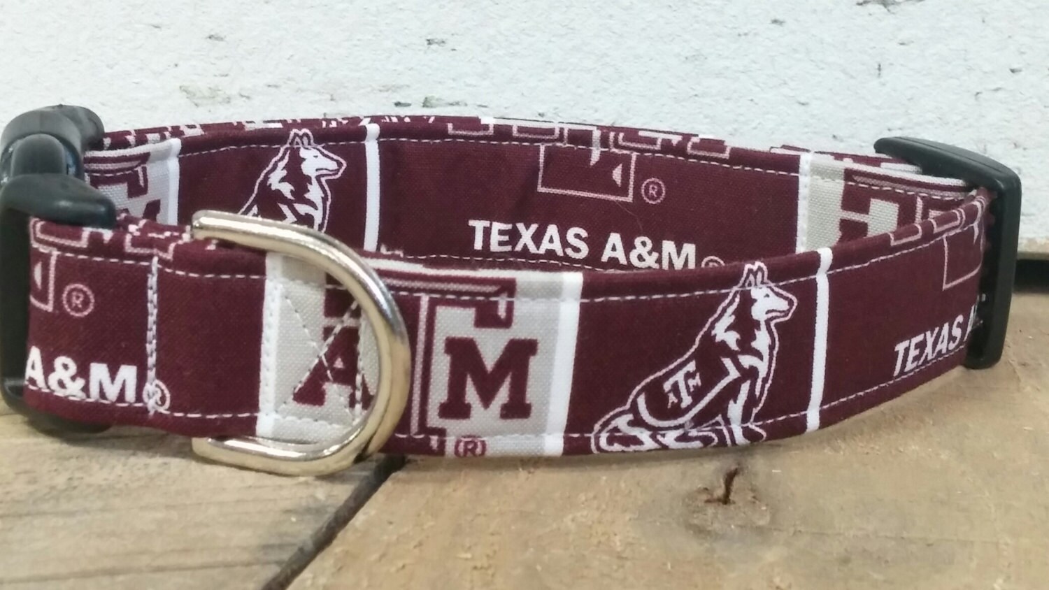 A&m hotsell dog collar