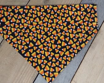 Halloween SLIP ON dog bandana, Candy Corn dog Bandana, doggie dog bandana, Halloween dog collar, Halloween bandana, Candy Corn