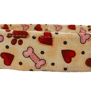 Dog Collar with Hearts, adjustable dog collar, martingale dog collar, Dog Collar with Bones, Dog Collar with Paws, Dog Collar and Leash Sets