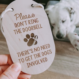 Ring Doorbell Sign, Doorbell Sign, Please Don&#39;t Ring the Door Bell There&#39;s No Need To Get The Dogs Involved, No Soliciting Sign