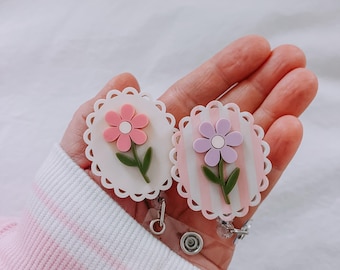 Flower Badge Reel, Daisy Scallop Retractable ID Holder, Nurse Badge Reel, Spring