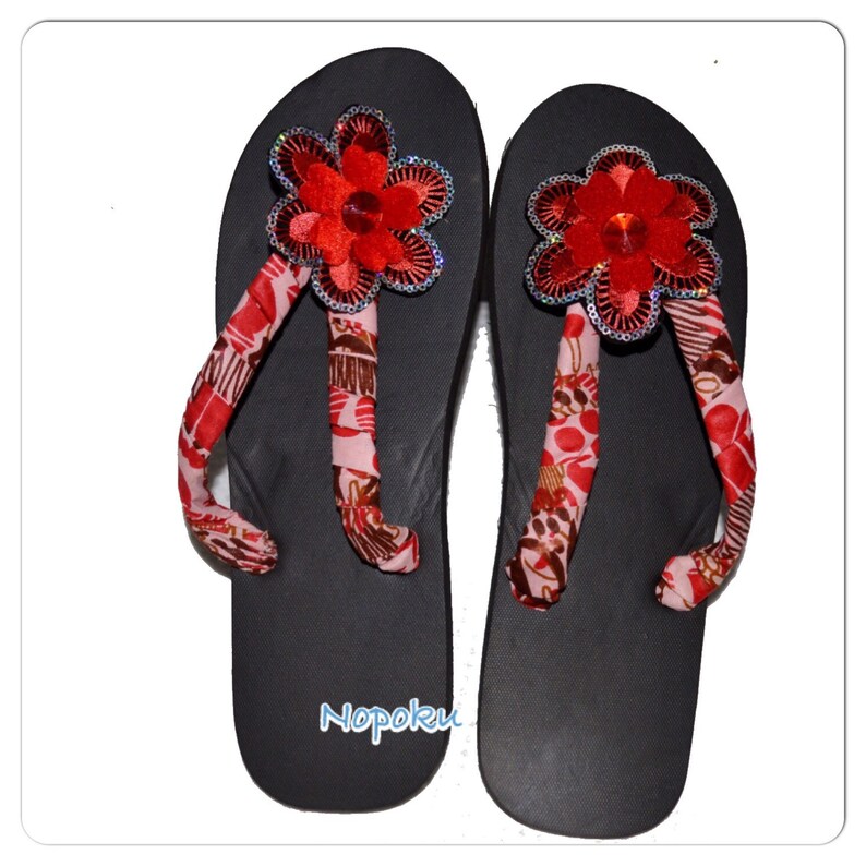 red slippers womens