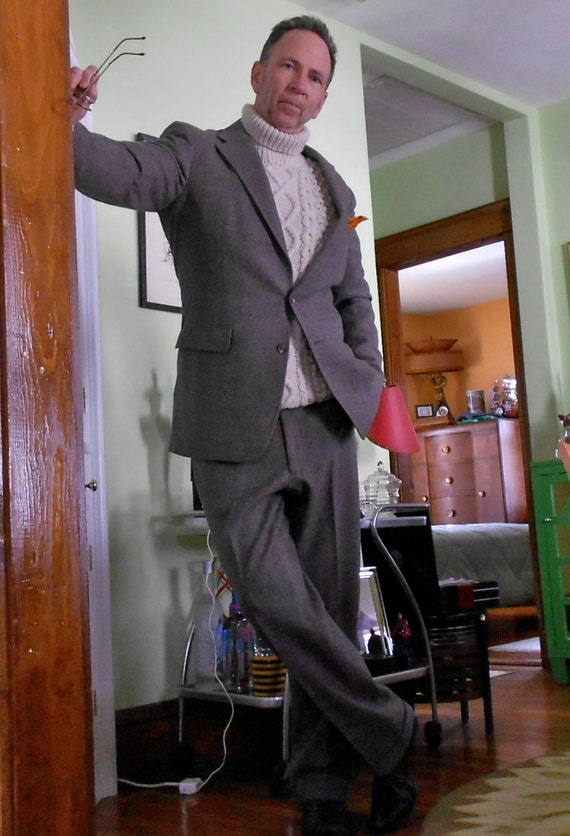 Vintage 1980's Man's Suit Size 42 Long Vintage Ral