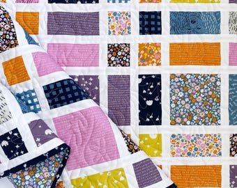 9 Sizes Snappy Squares Quilt Pattern, PDF DIGITAL DOWNLOAD, Baby Crib Lap 2 Throws Full 2 Queens King, Layer Cakes or FQs, Busy Hands Quilts