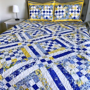 4 Sizes Sweet Caroline Quilt Pattern, PRINTED, Throw Twin Queen King, Jelly Roll Patterns, Easy Quilt Patterns, Busy Hands Quilts