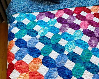 8 Sizes Glimmer Quilt Pattern PRINTED, Easy and Quick, 8 Sizes Baby to King, Yardage, Ombre Gradating Rainbow, Busy Hands Quilts