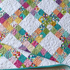 5 Größen Handverlesene Quilt-Muster, PDF DIGITAL DOWNLOAD, Babywurf Zwilling, Königin König, Jelly Roll freundlich, Streifen genäht, fleißige Hände Quilts