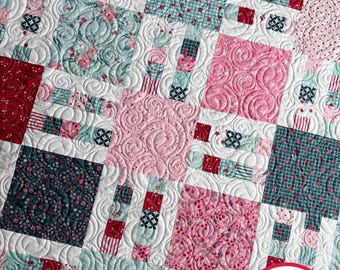 7 Sizes Picket Fence Quilt Pattern PDF DIGITAL DOWNLOAD, Easy and Quick, Baby Throw Twin Queen King, Layer Cakes or FQs, Busy Hands Quilts