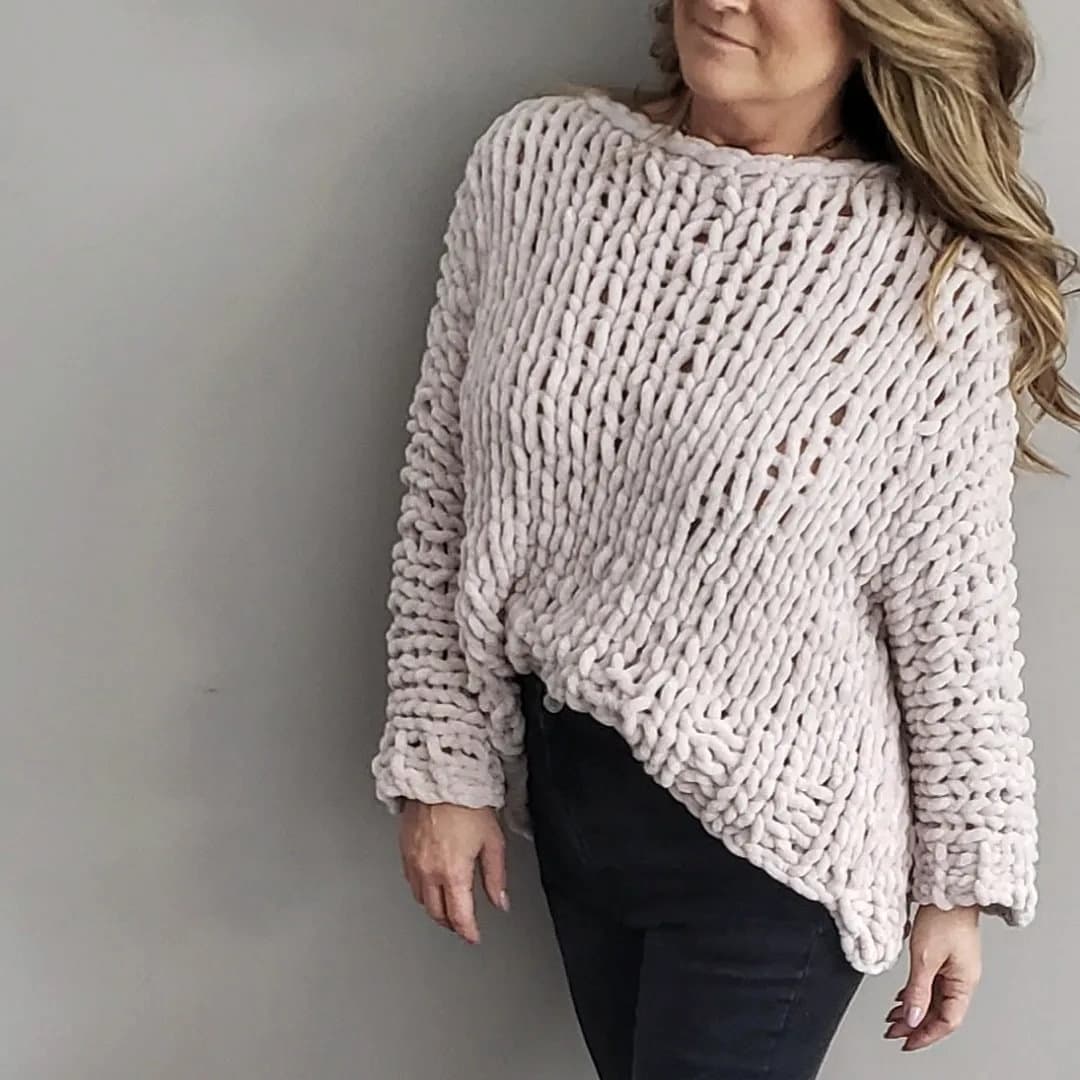 Oversized viscose and wool stretch knit main image 0
