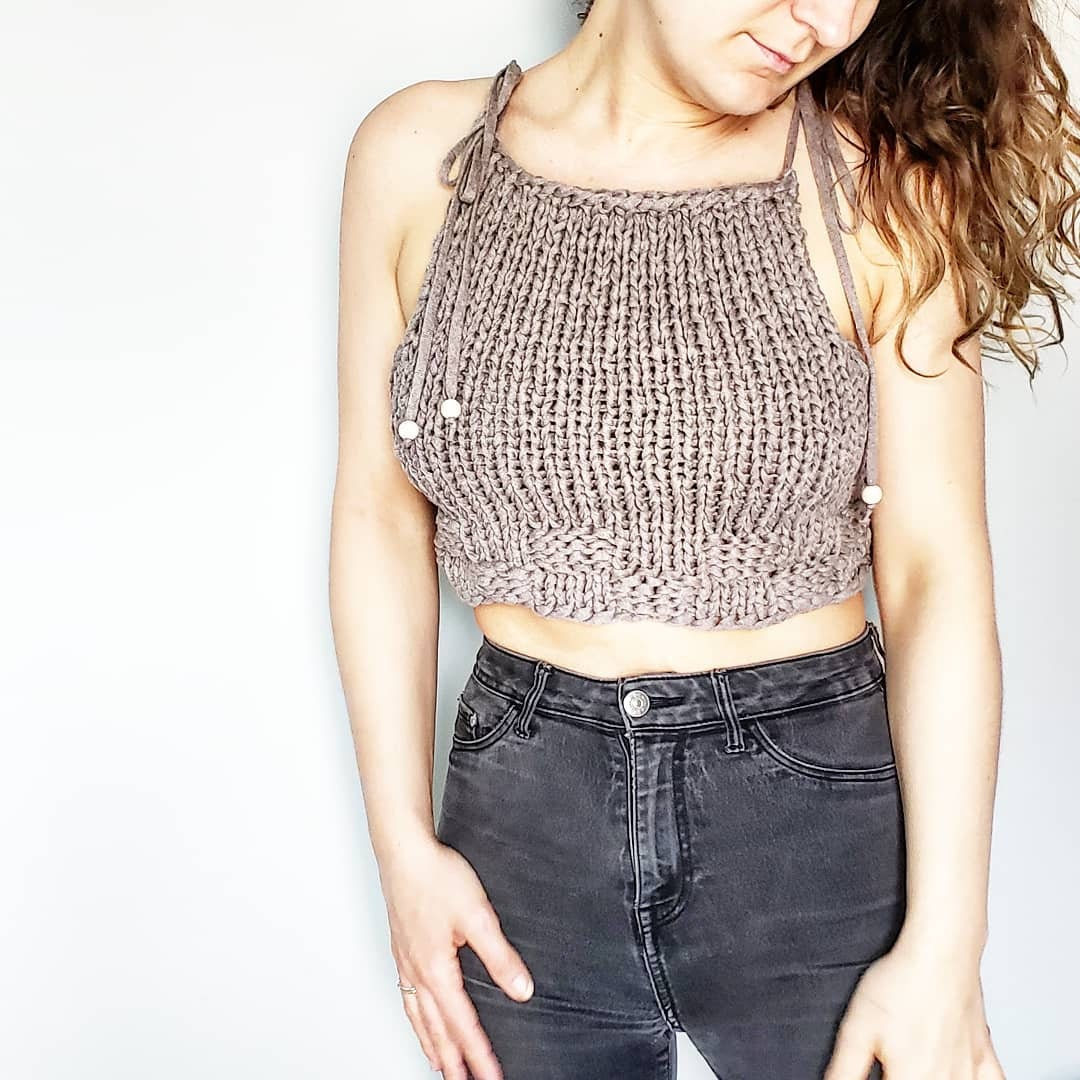 Knit Pattern for the Minimalist With A Twist Halter Top