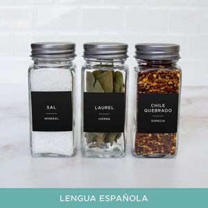 Etiquetas de especias modernas en negro plano en español • Resistente al agua y al aceite. • organización de la despensa
