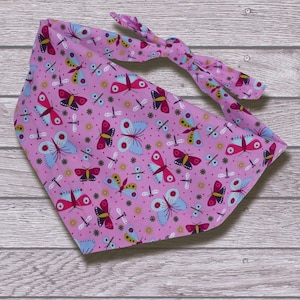 Pink Butterfly and Dragonfly Dog Bandana / summer dog bandana / pretty dog accessory /Tie bandanas / cute dog neckerchief / gifts for dogs