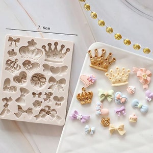 Bows , crown and Hearts Mold