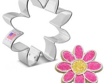 Daisy Cookie Cutter